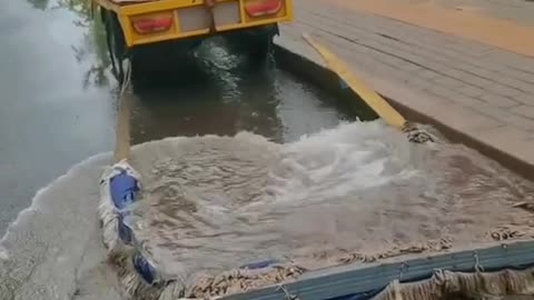 How to remove water from road