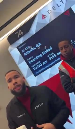 Delta Staffer Puts Trans Jerk in His Place