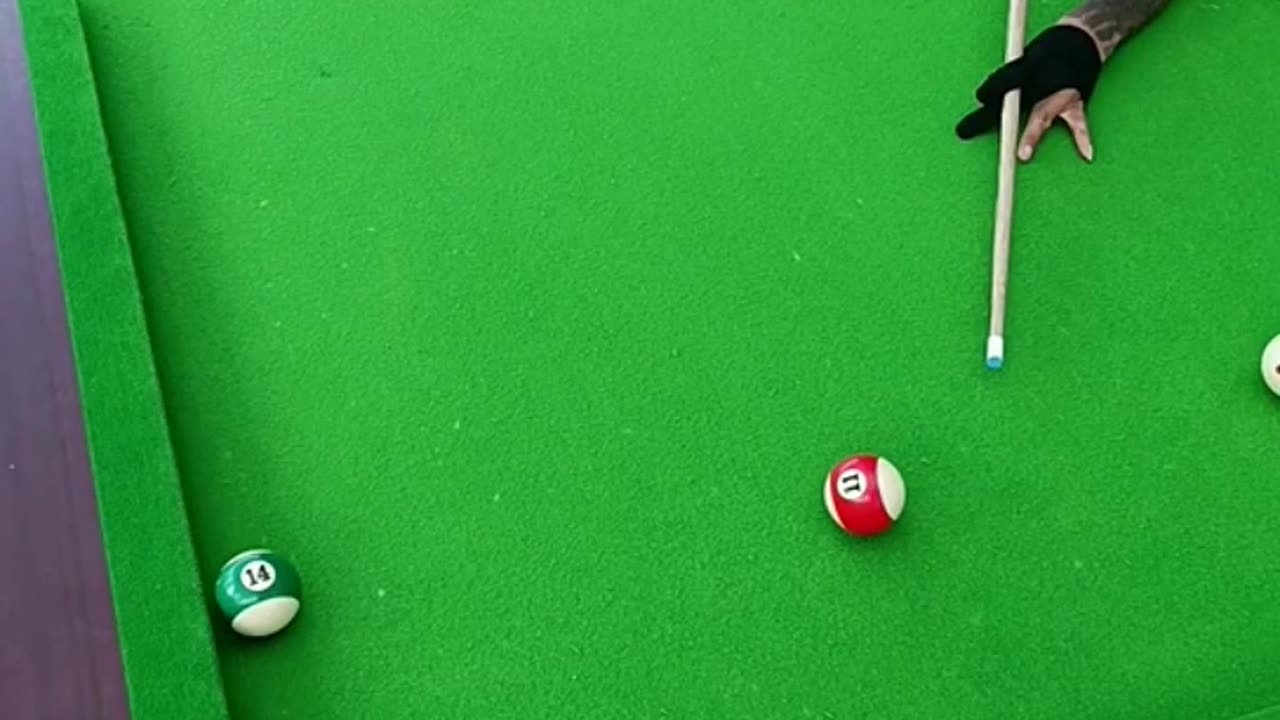 Amazing Real Snooker Trick Shot