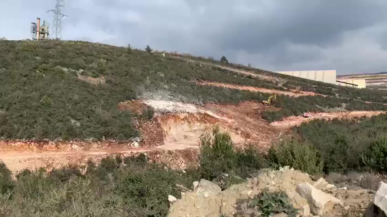 Kujdes pamjet në video janë të rënda!