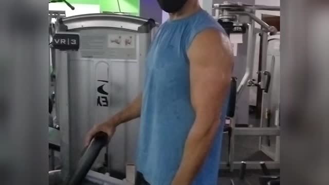 How To Use The Seated Leg Curl Machine Properly