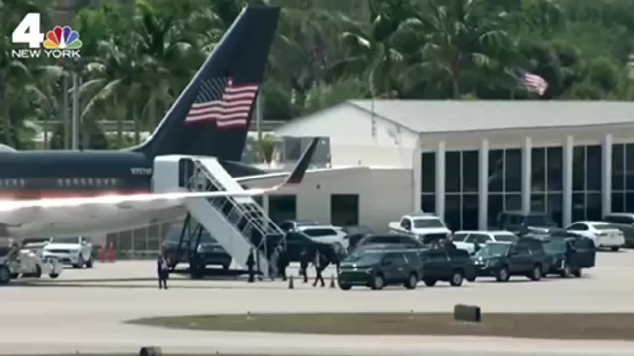 Donald Trump Departs Florida for New York Ahead of Arraignment