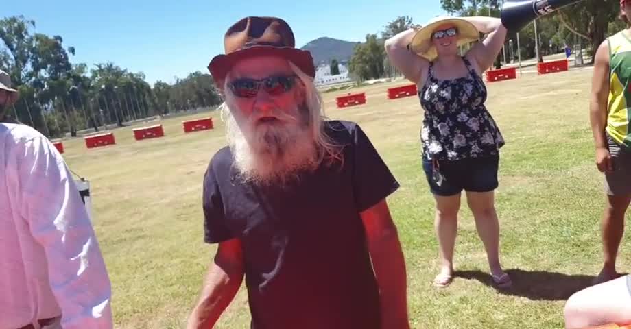 Acoustic weapons used against peaceful protestors in Australia: these are the damages on victims