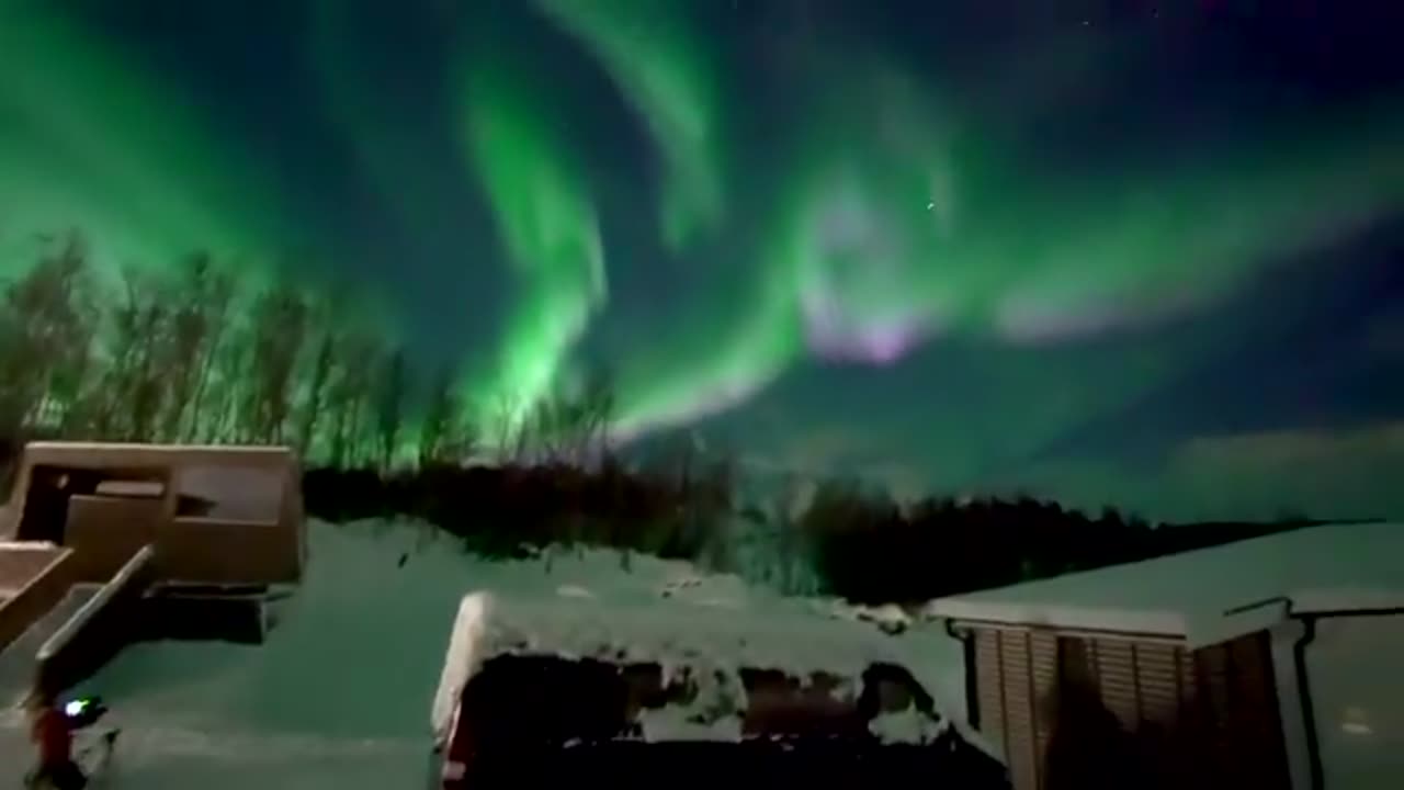This is what an aurora looks like in real time.