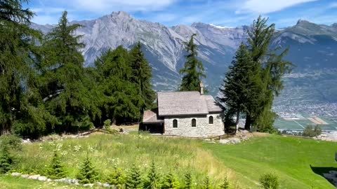 Waking up in Valais day after day is definitely one of the good things that happen to us in life