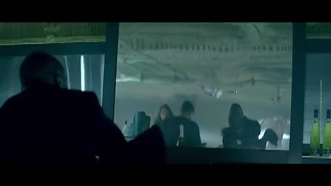 Akon - Smack That (Official Music Video) ft. Eminem