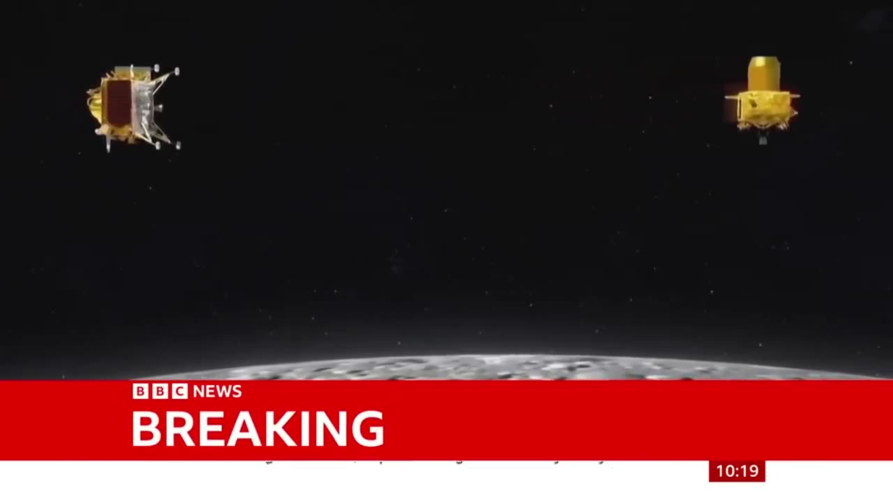 Russian spacecraft crashes into the moon