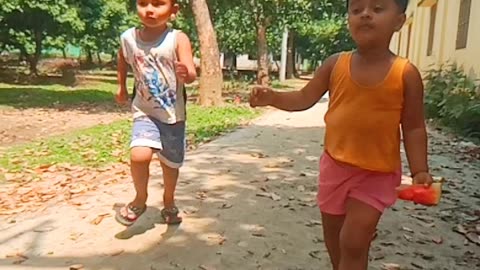 Happy 😃 child