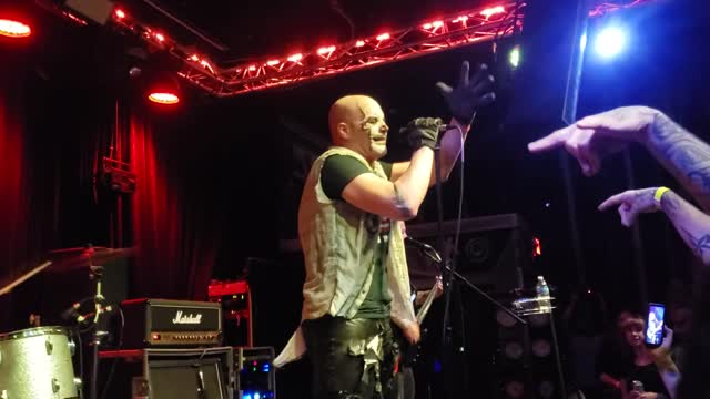 Michale Graves "Dig Up Her Bones"