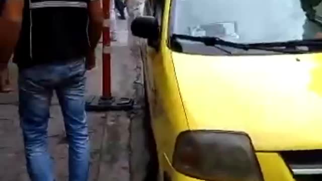 Comunidad captura a hombre que había cometido un hurto en la 27 con 56