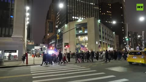 Hundreds rally against COVID restrictions in NYC