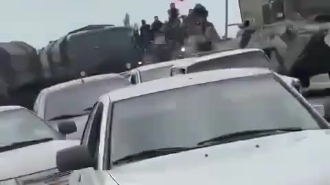 Kadyrovites got stuck in a traffic jam at the entrance to Rostov. Already 3 hours there 🤣