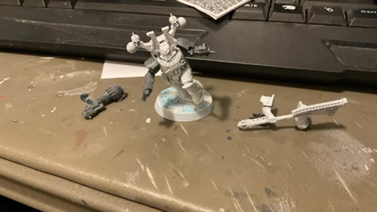 How to magnetize a Khorne Berzerker