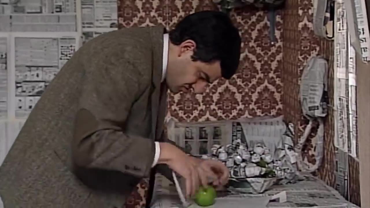 ARMCHAIR Bean | Funny Clips | Mr Bean Official