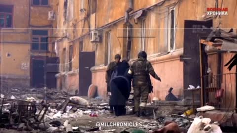 Ukraine War - Civilians and Russian forces