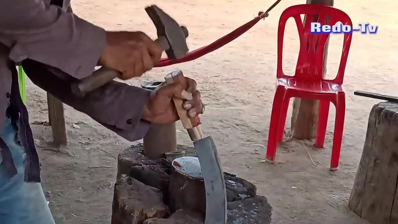 Make a super Sharp Knife from old Bearing