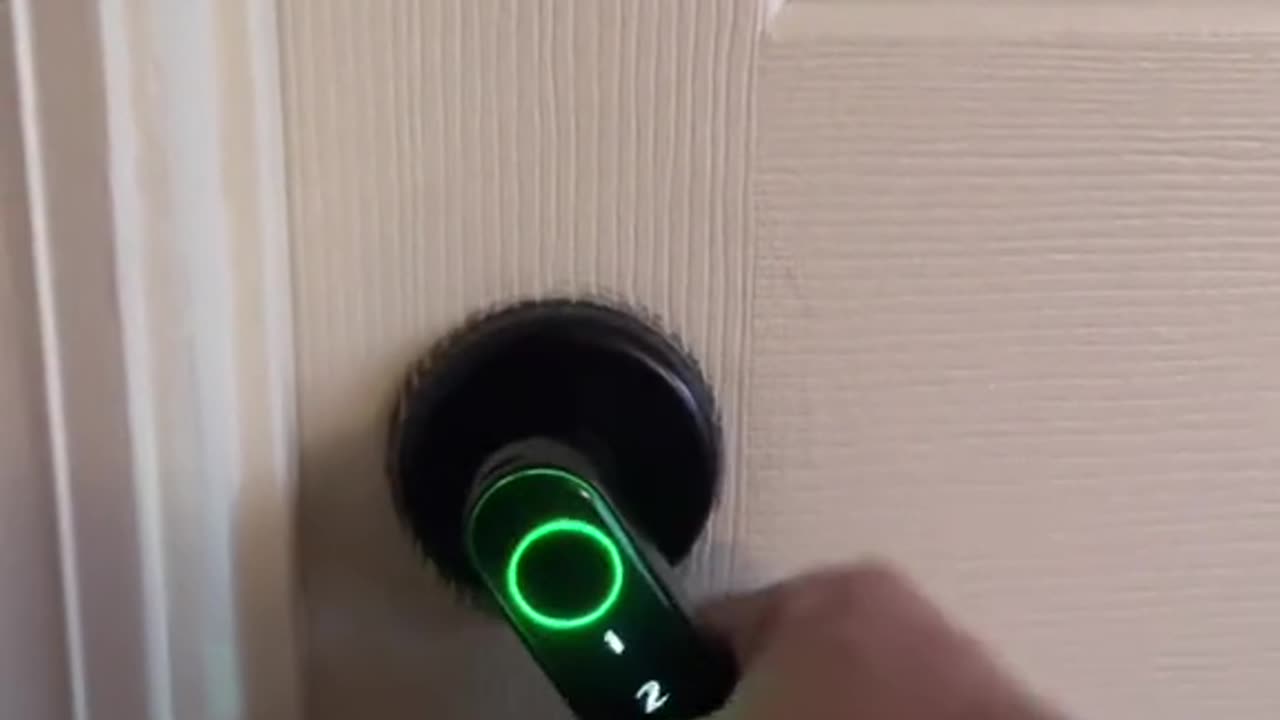 Smart Fingerprint Door Lock