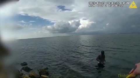 Man fleeing from deputies jumps into Gulf to avoid arrest after critically stabbing, burning victim
