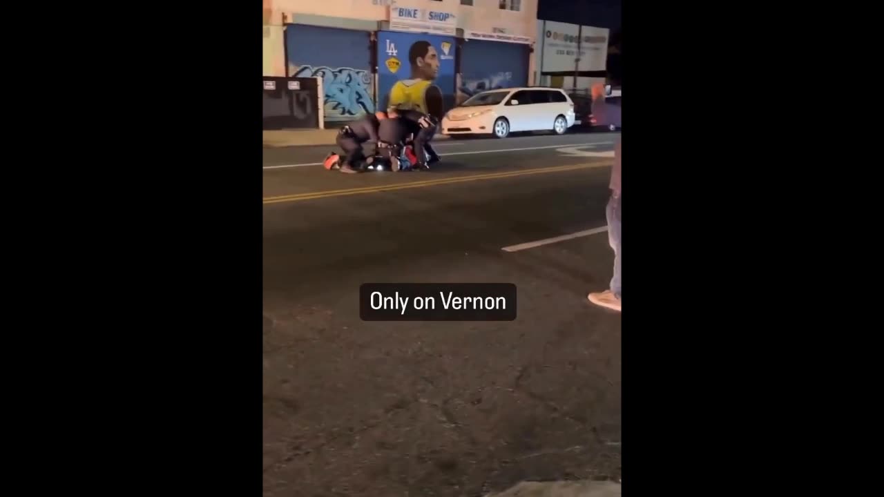 FInger Pistol at Cops