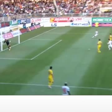 Bàn thắng quá cảm xúc với người hâm mộ