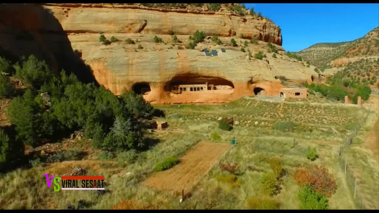 WOWW! 6 Hidden Unique Houses