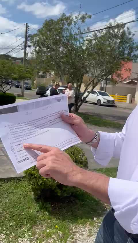 Quem Elaborou essa Questão de Vestibular?