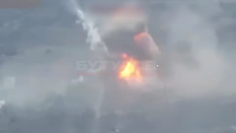 🔥🤩 Epic footage of detonation of Russian tank T-90M, - National Guard special