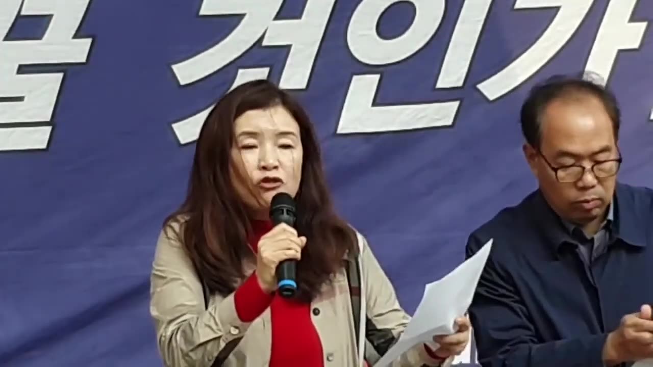 20191031_V3_S03(I-eh5yeXf_M)다리가 불편한데도 다시 고국으로 다시 이민 온 어머니와 육사출신의 결기있는 메시지