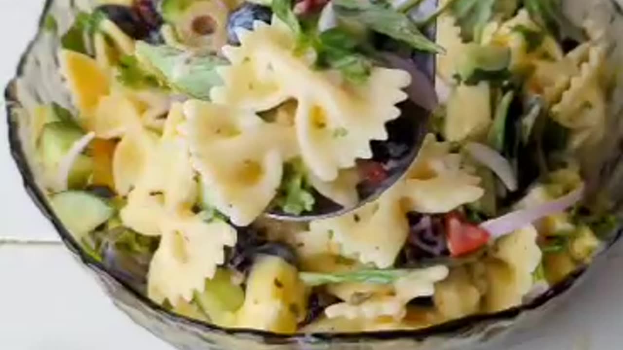 Creamy Pineapple Pasta Salad