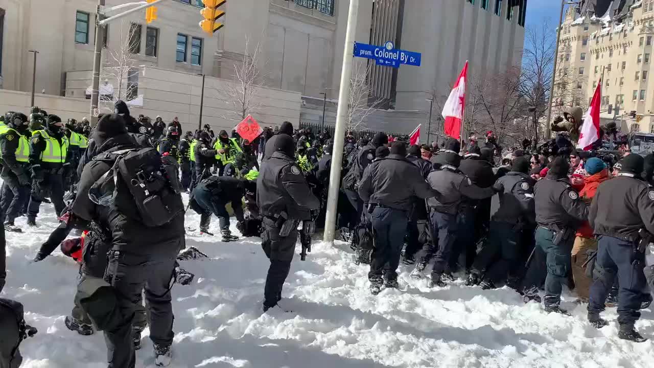 BREAKING: Trudeau's goons move in on Freedom Convoy