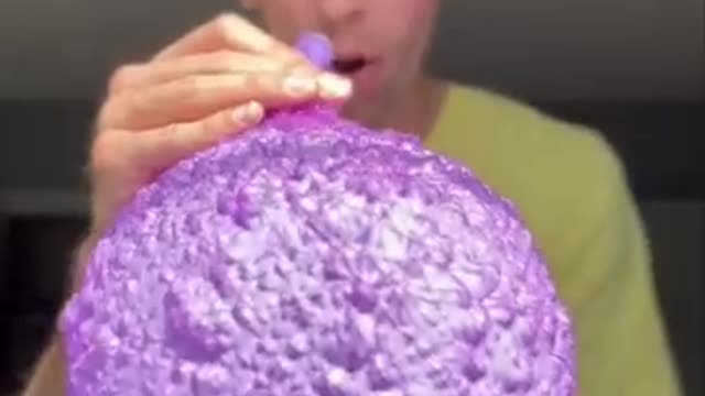 Super Satisfying Balloon!!🤩