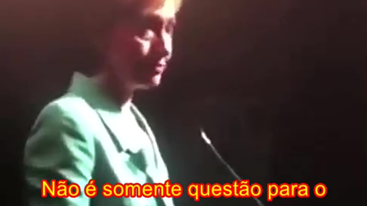 as máscaras caem, às vezes demora alguns anos ou décadas para ver quem é quem