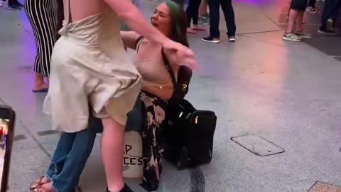 Fremont Street Lap Dance..🤣