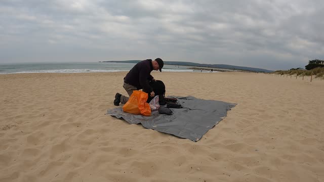 Clearing down at a beach. Speedlapse.