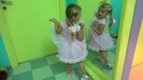 Diana and Roma fun play at the theme park Peppa Pig-12