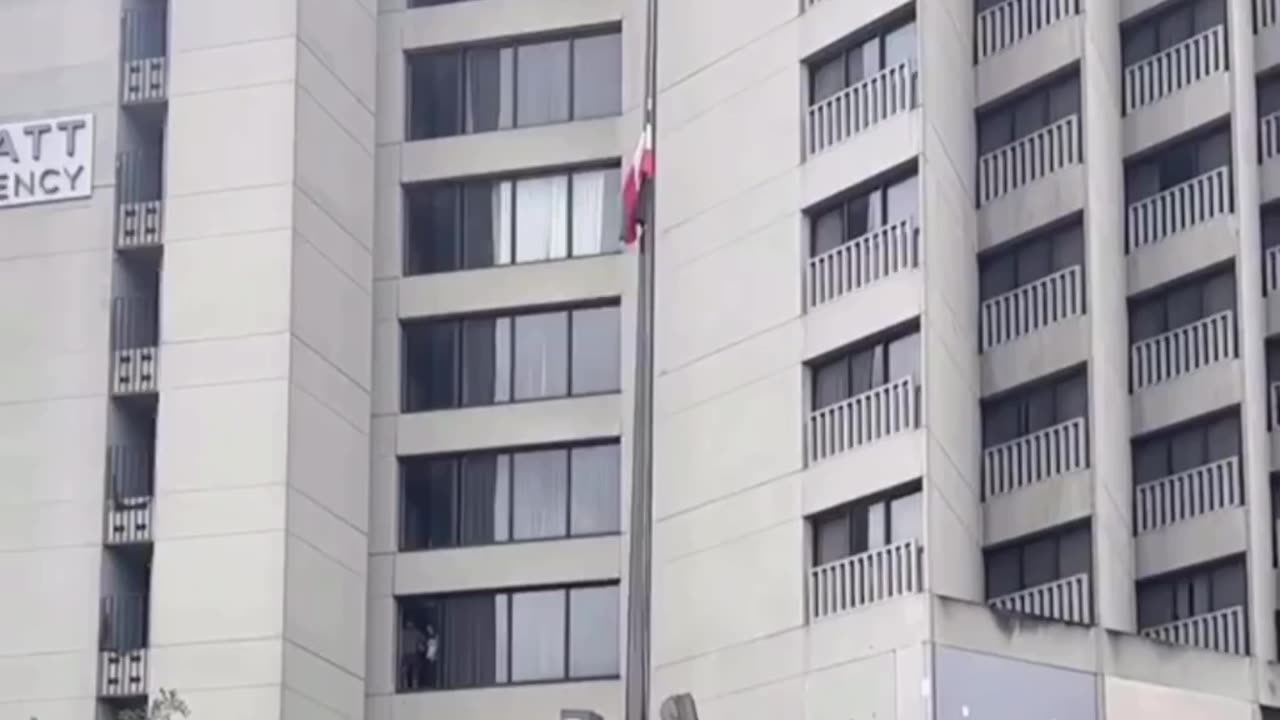 In the USA and with mass approval, the US flag in replaced by the Palestinian flag