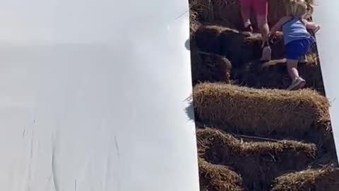 Baby fail slide