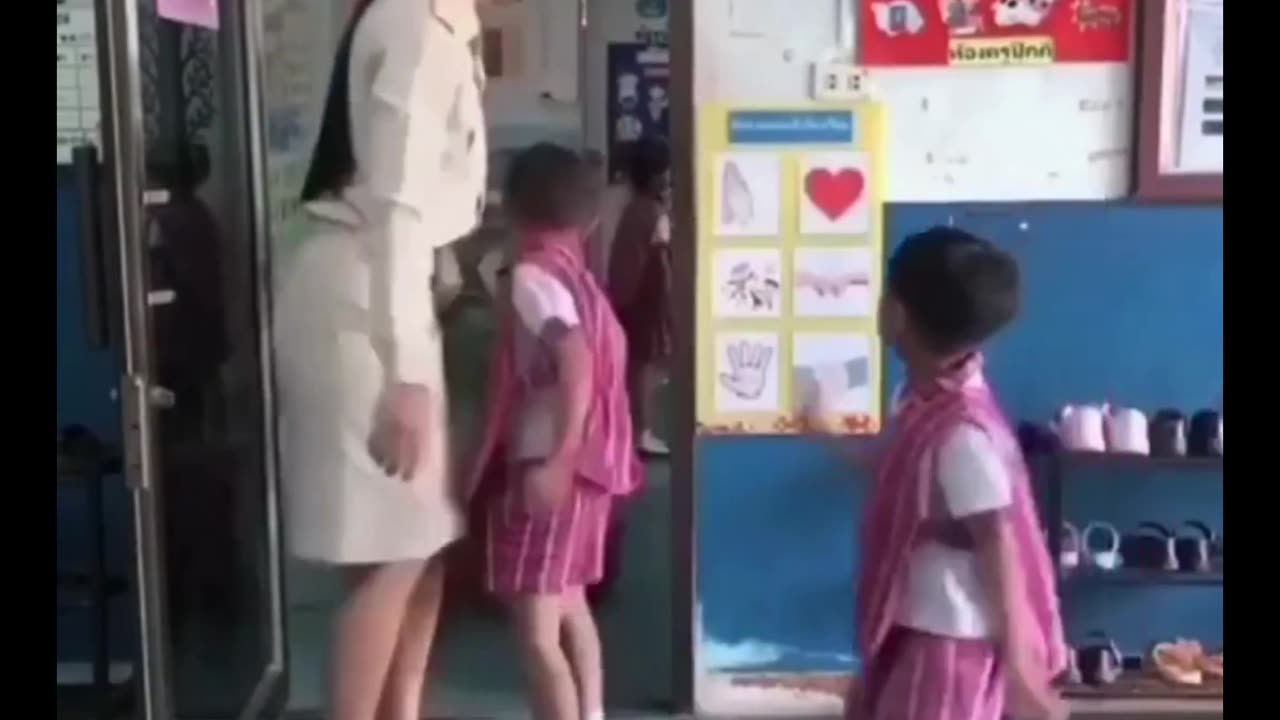 Good way to encourage children to go to school