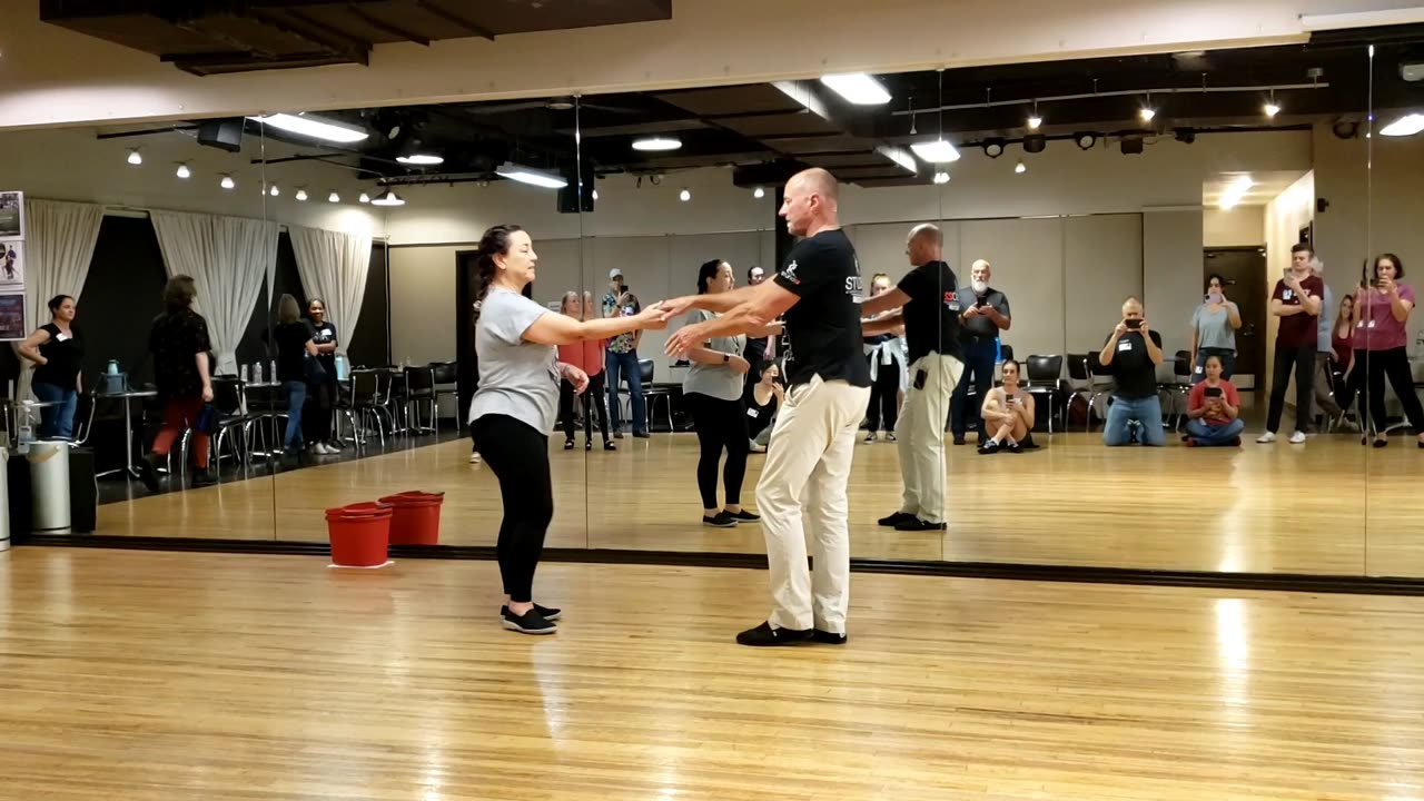 West Coast Swing @ Studio 22 with Wes Neese 20230809 220025