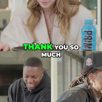 Eating Arugula Salad with Candied Walnuts and Feta Cheese: A Unique Twist on a Classic Recipe