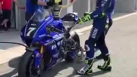 Fast enough..? 😱😍Best Yamaha R1M motogp bike