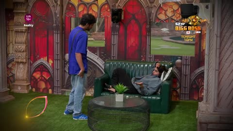 Promo_BiggBoss17_Munawar_Faruqui_aur_Ayesha_khan_me_ladhai_aur_hue_alag,_ek_dusre_ko_kiya_confront