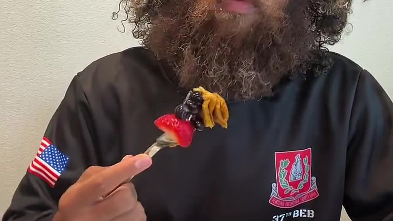 Pancakes and Berries Live with Rock Mercury