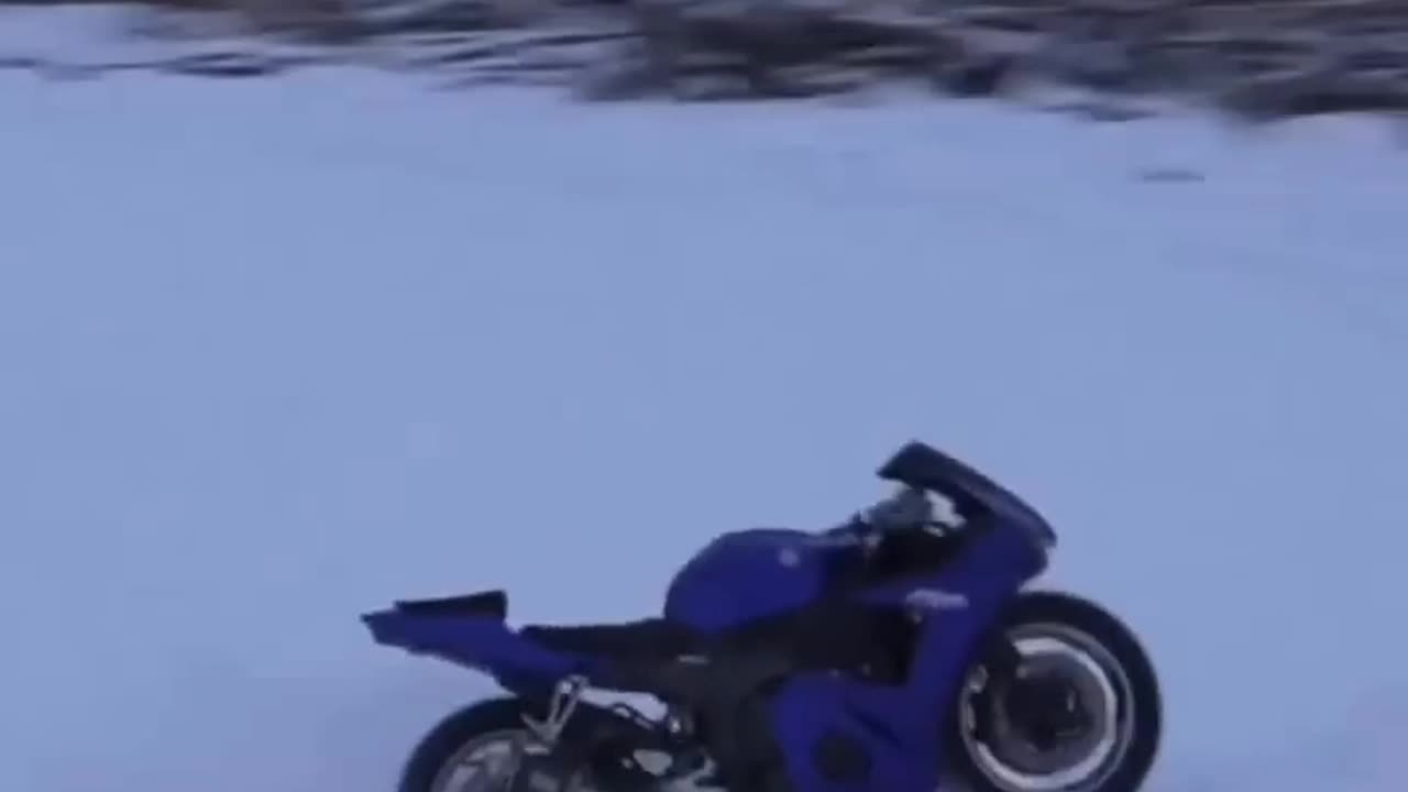 flying Yamaha R6