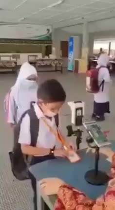 IDENTYFIKATOR CYFROWY - TYLKO CHORZY LUDZIE CHCĄ TEJ PRZYSZŁOŚCI DLA NASZYCH