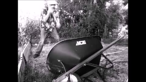 "Shadow Person Boxing" - Horror Short - courtesy Outer Territories (YT)