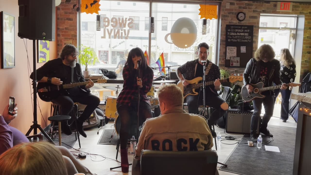 Soraia (Acoustic Set) at Sweet Vinyl Cafe (For Soraia & Diamond Dogs Tour) - Denville, NJ - 11-05-23