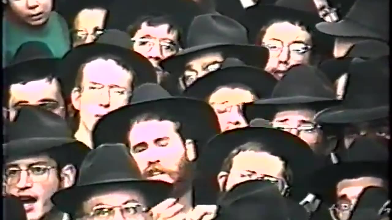 84. Chof Zayin Kislev 5753, Mincha and Menorah lighting = כ"ז כסלו תשנ"ג