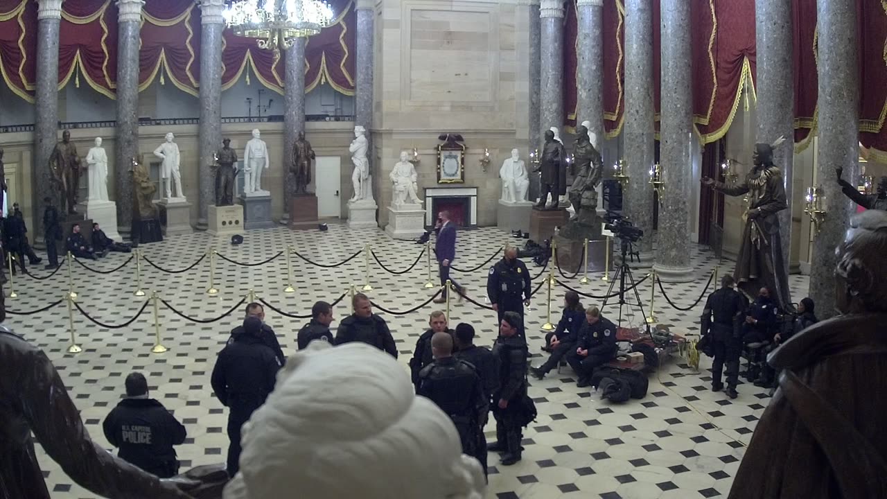 0964USCH02StatuaryHallWest_2021-01-06_20h28min42s217ms.mp4