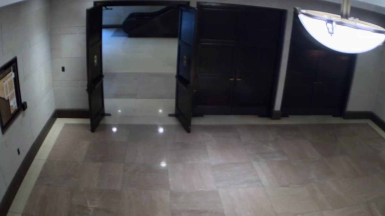 7189CVCLLSVC205_2021-01-06_14h40min01s123ms.mp4